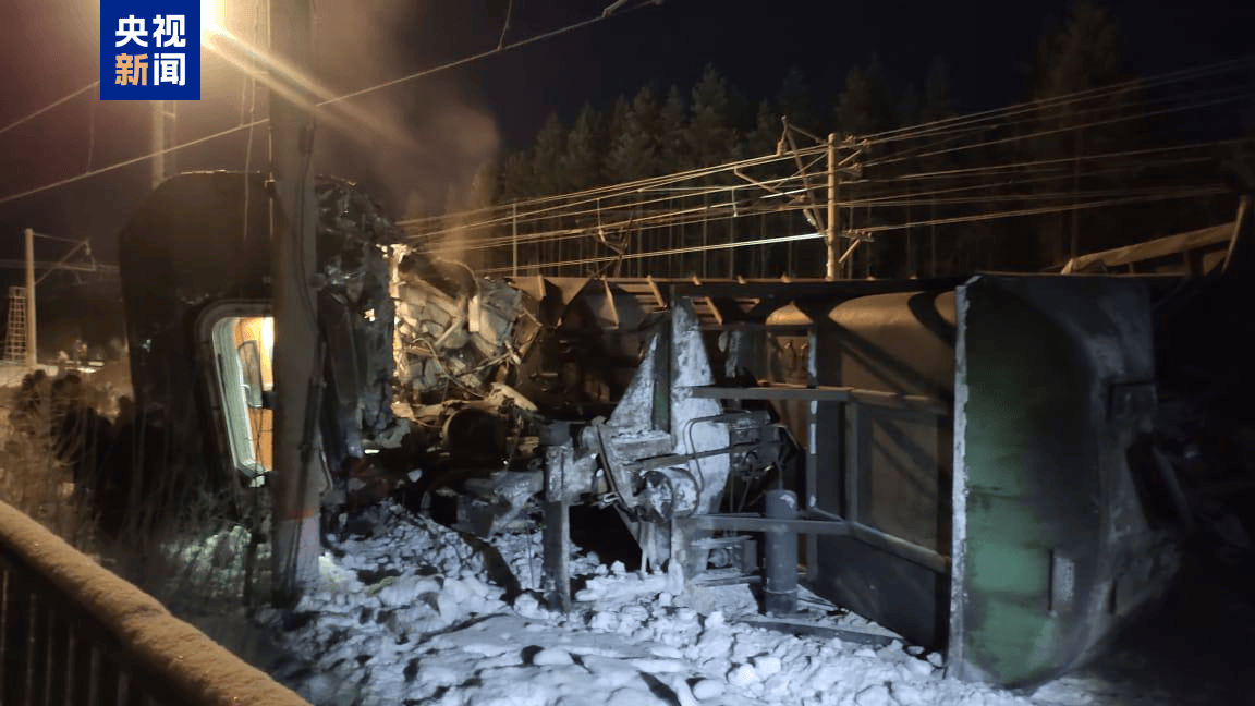 突发!俄罗斯两列火车相撞,乘客超300人!最新伤亡情况公布