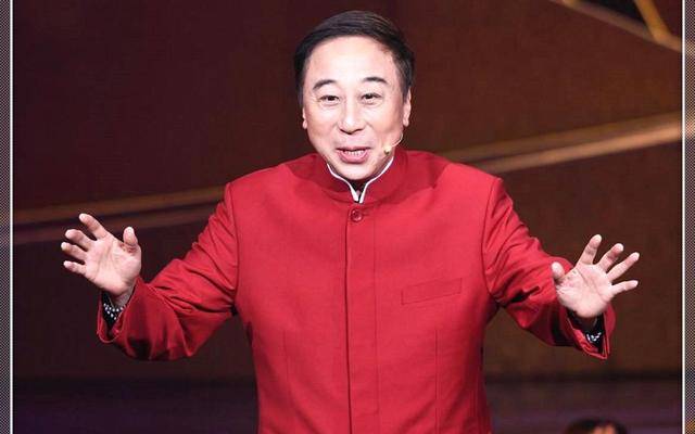 从相声奇才到“阶下囚”,当红时抛下冯巩移居海外后,刘伟怎样了