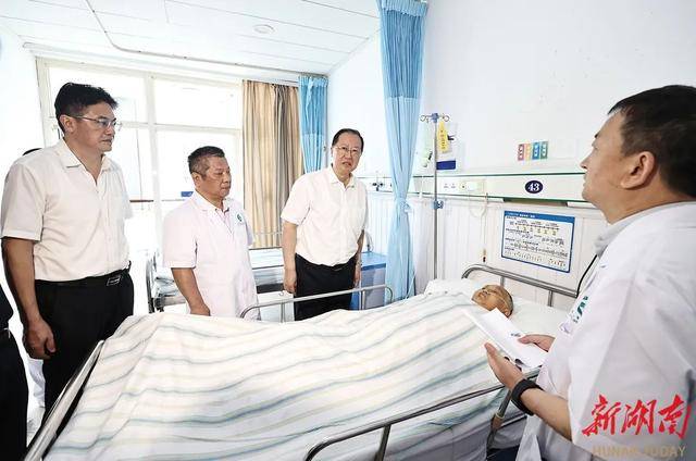 湖南省省长毛伟明赴临澧事故现场指挥：彻查事故原因、严肃追责问责