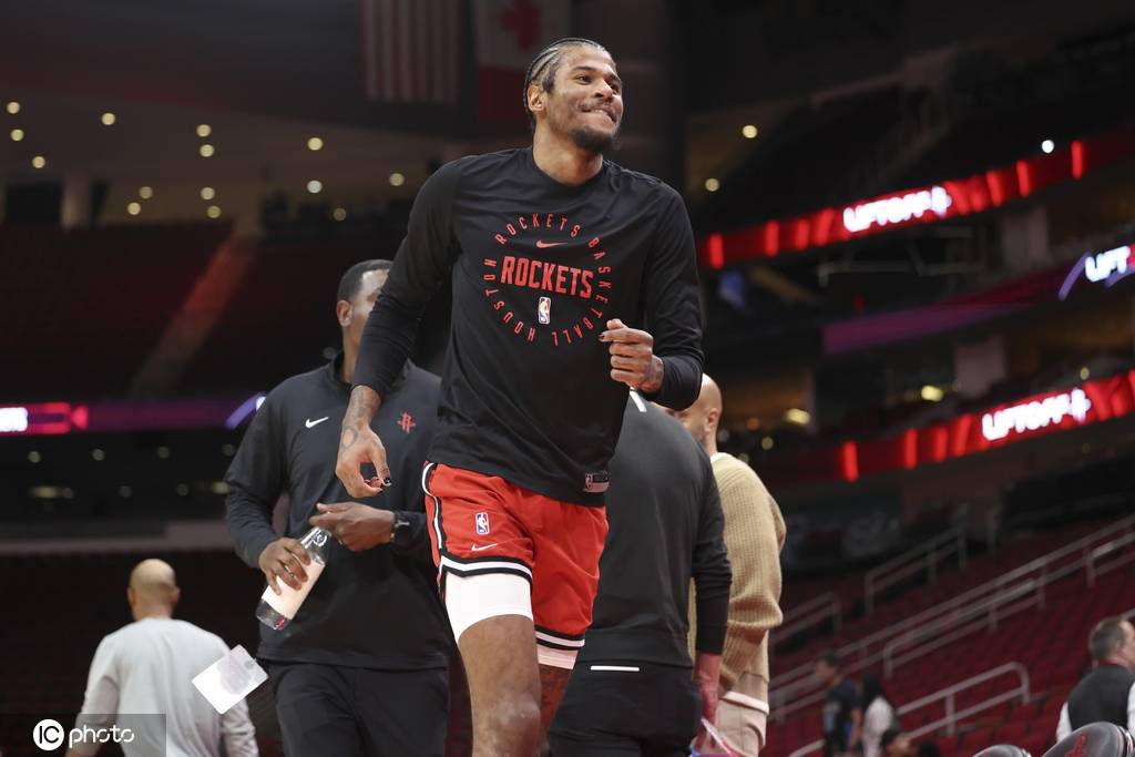 杰伦-格林长文告别火箭:被交易那天接了整天电话