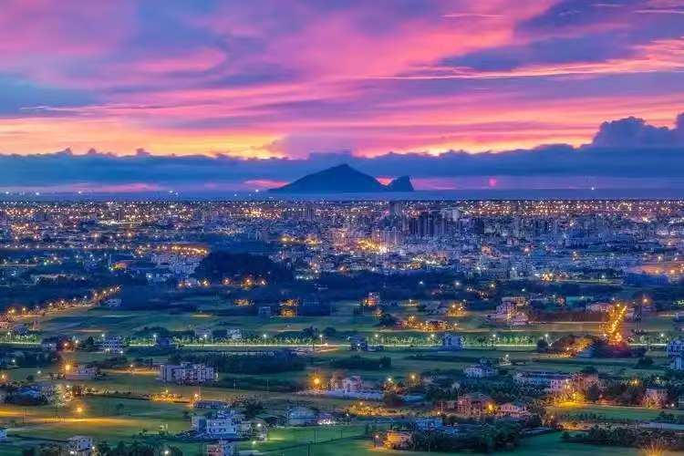 面对两岸统一问题,马英九露出真面目,大陆一句话回应,明确台湾结局