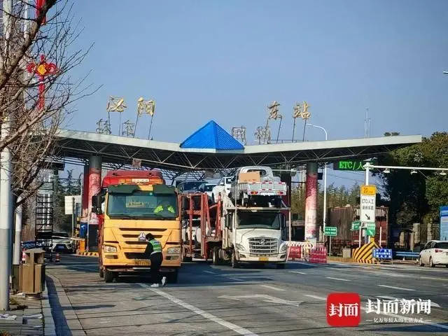 “货车集体偏航”事件中的河南泌阳：财政入不敷出 非税收入三年增长59%